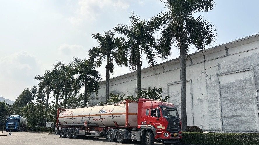 BESTA ACRYLIC CO., LTD. メーカー生産ライン